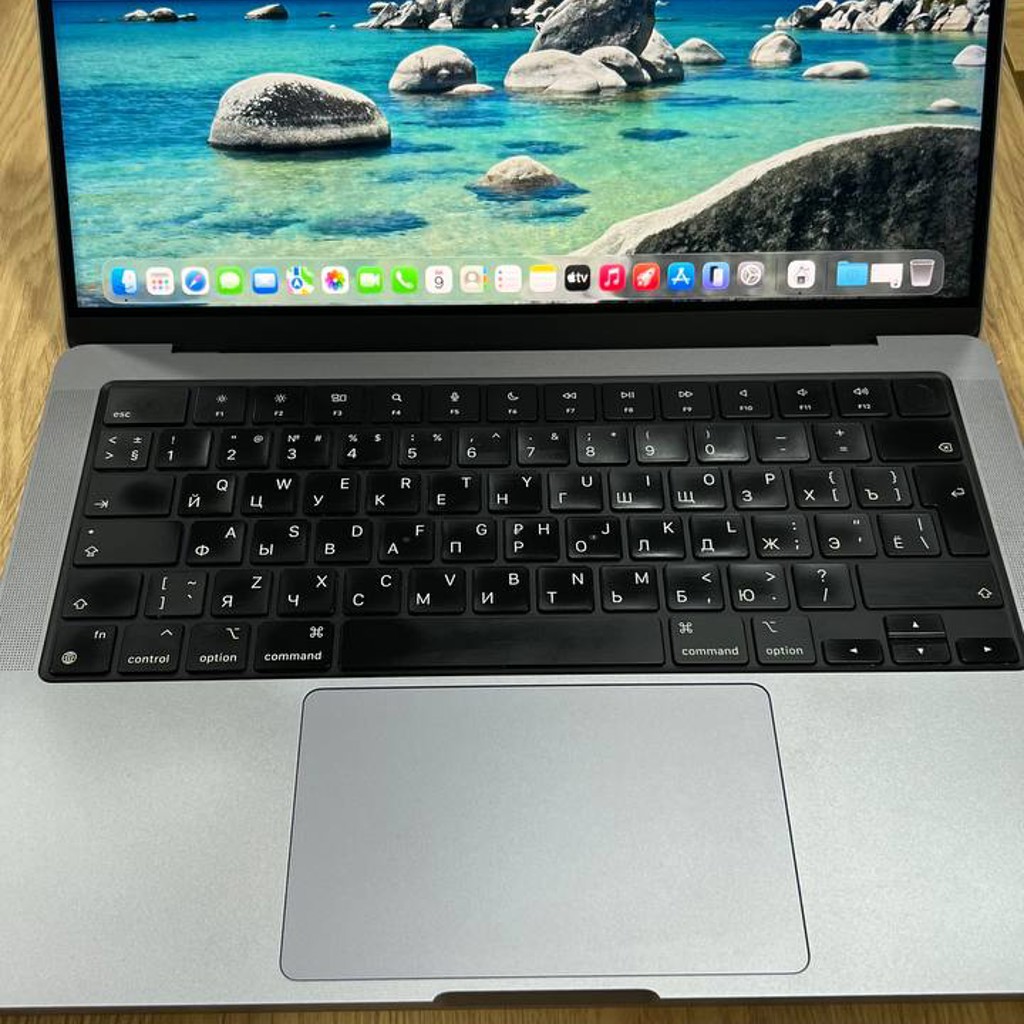 MacBook Pro 14