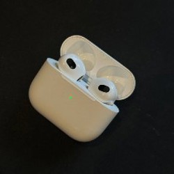 AirPods 3 - фото 2