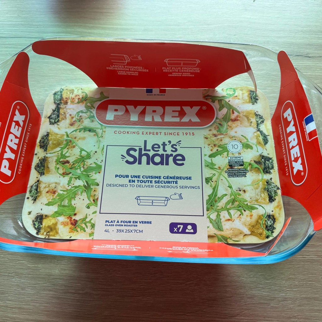 Глубокое жаропрочное стеклянное блюдо Pyrex