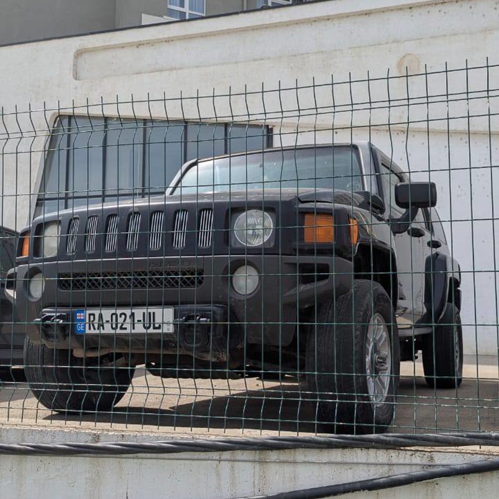 Hummer H3