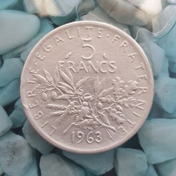 Серебряный артефакт 5 франков 1963 года - фото 4