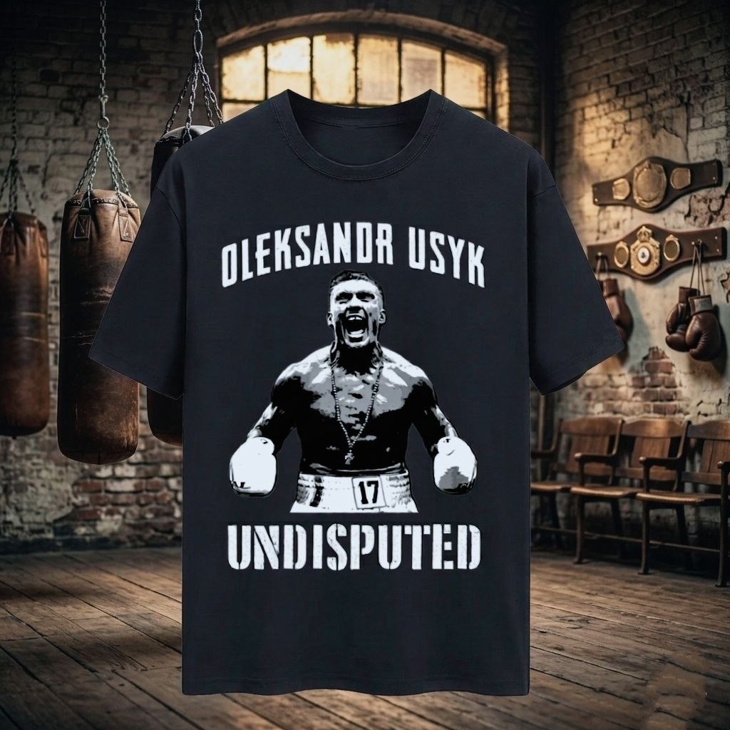 Футболка с Александром Усиком
