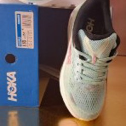 HOKA ONE ONE - фото 4