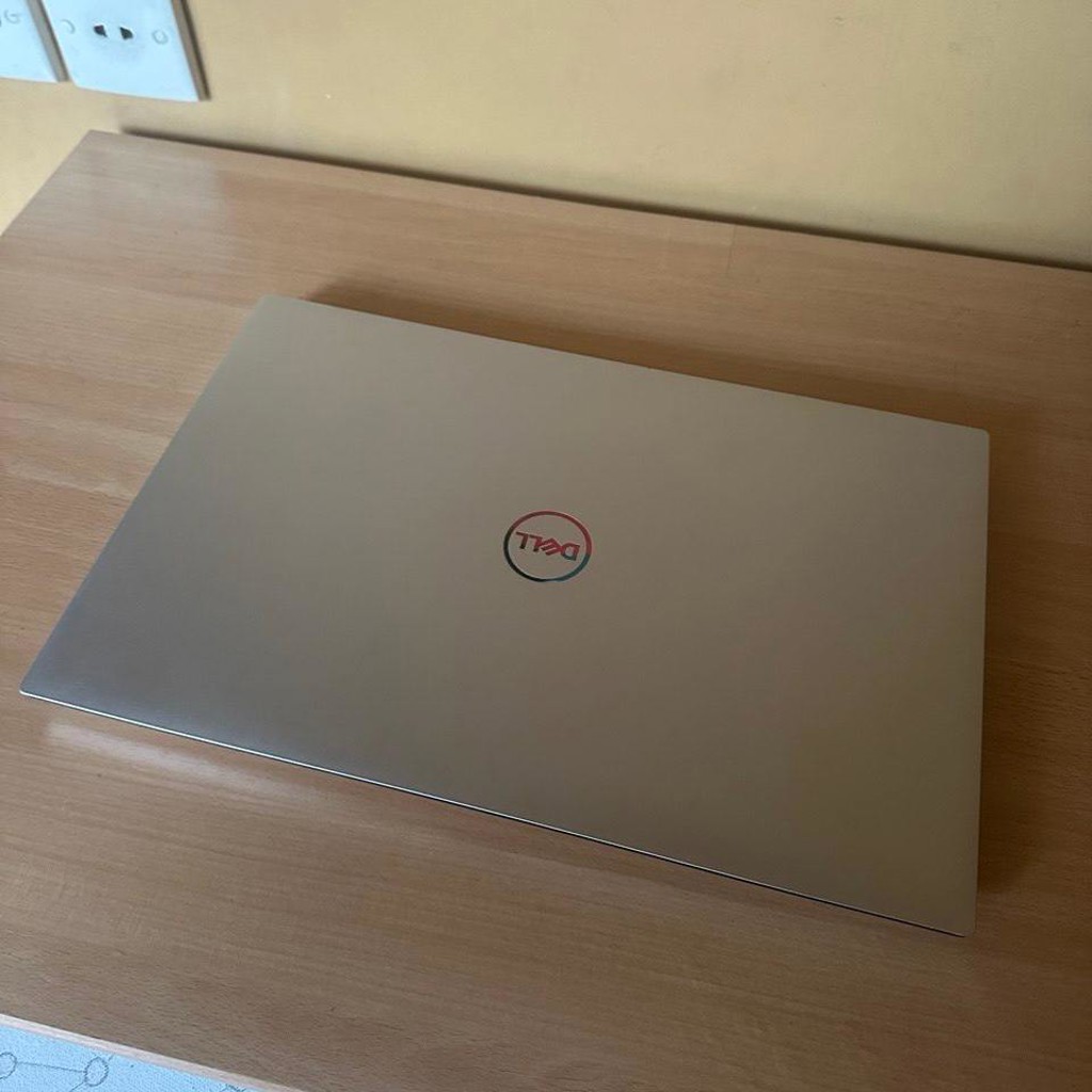 Ноутбук Dell XPS 9730