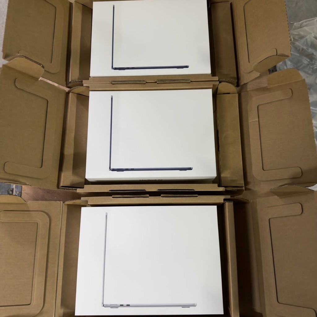 Macbook Air 13 дюймов 2026