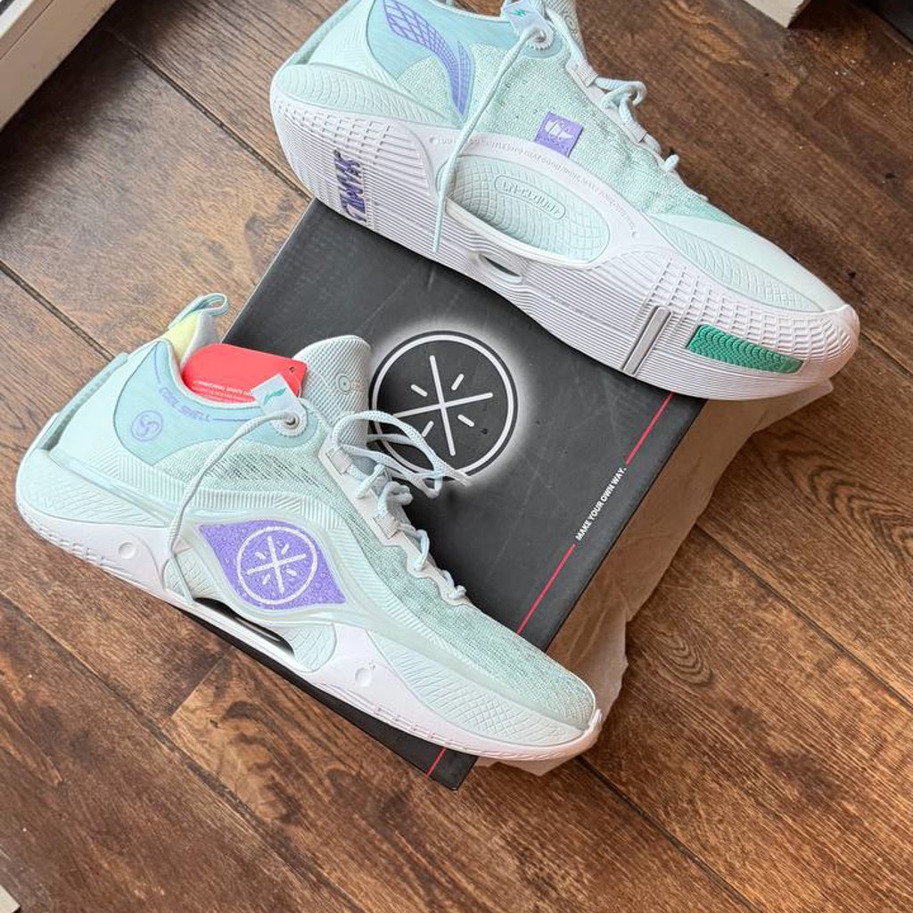 Lining Wade shadow 5