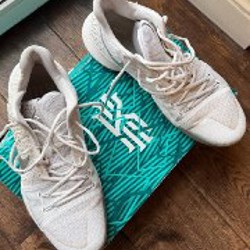 Nike Kyrie 3 - фото 8