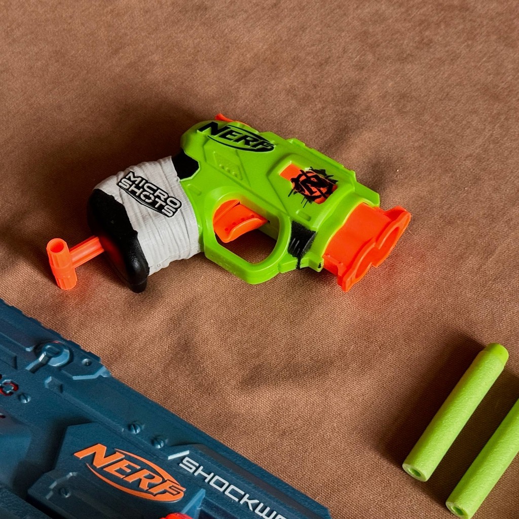 Большой бластер Nerf