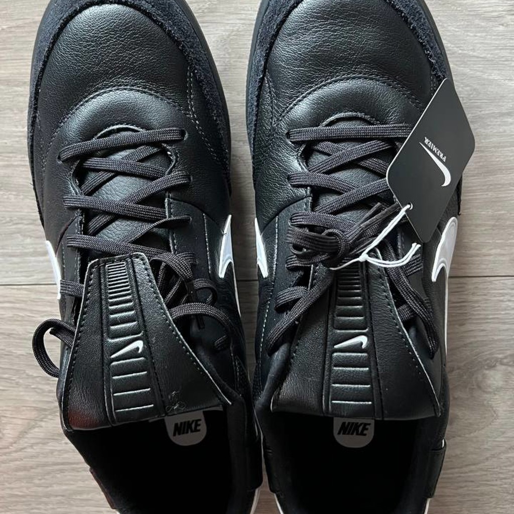 Сороконожки Nike Premier 3