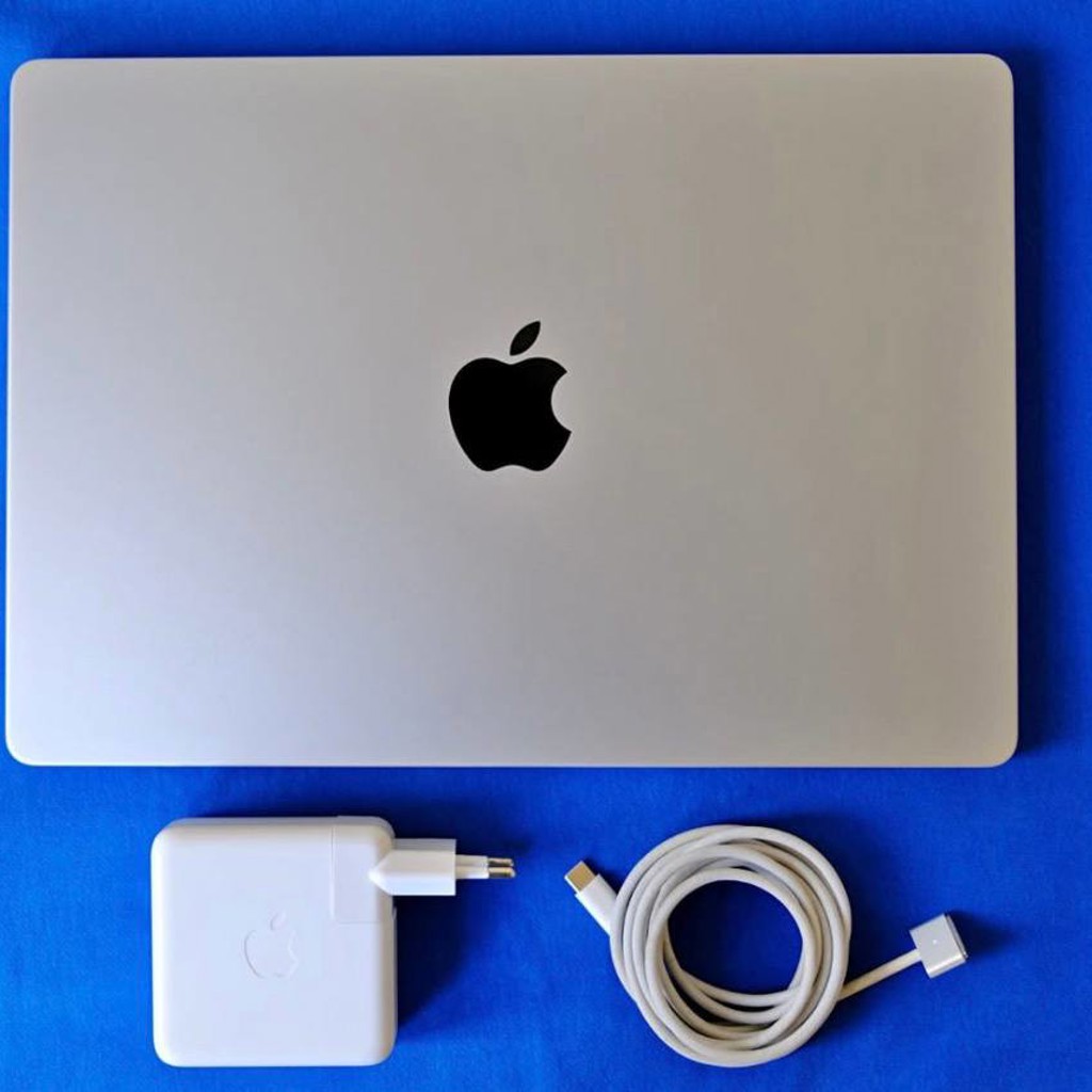 MacBook Pro 14 дюймов 2021