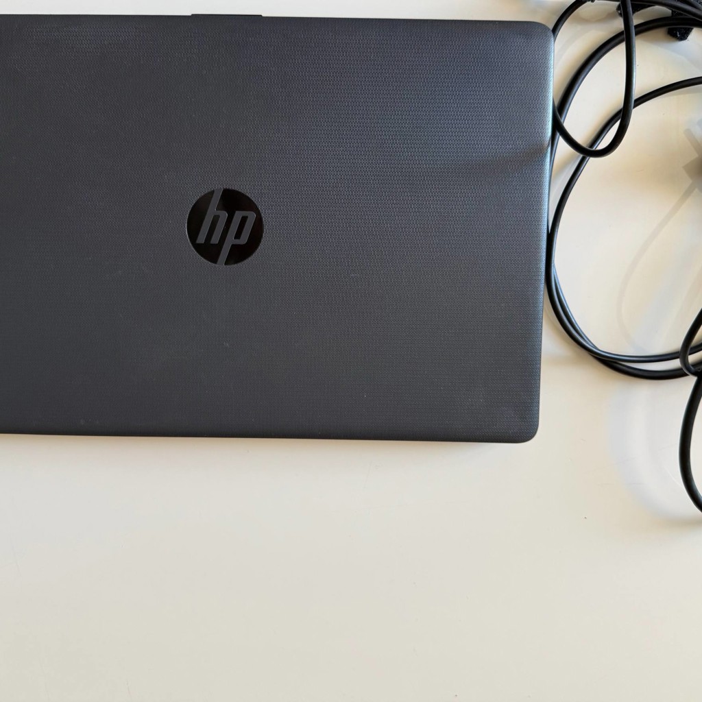 Ноутбук HP 250 G7