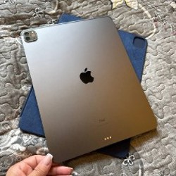 IPad Pro 12,9 (5 поколение) - фото 1