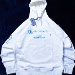 Balenciaga x World Food Programme Hoodie - фото 6