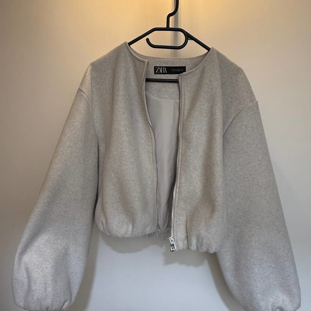 Бомбер Zara