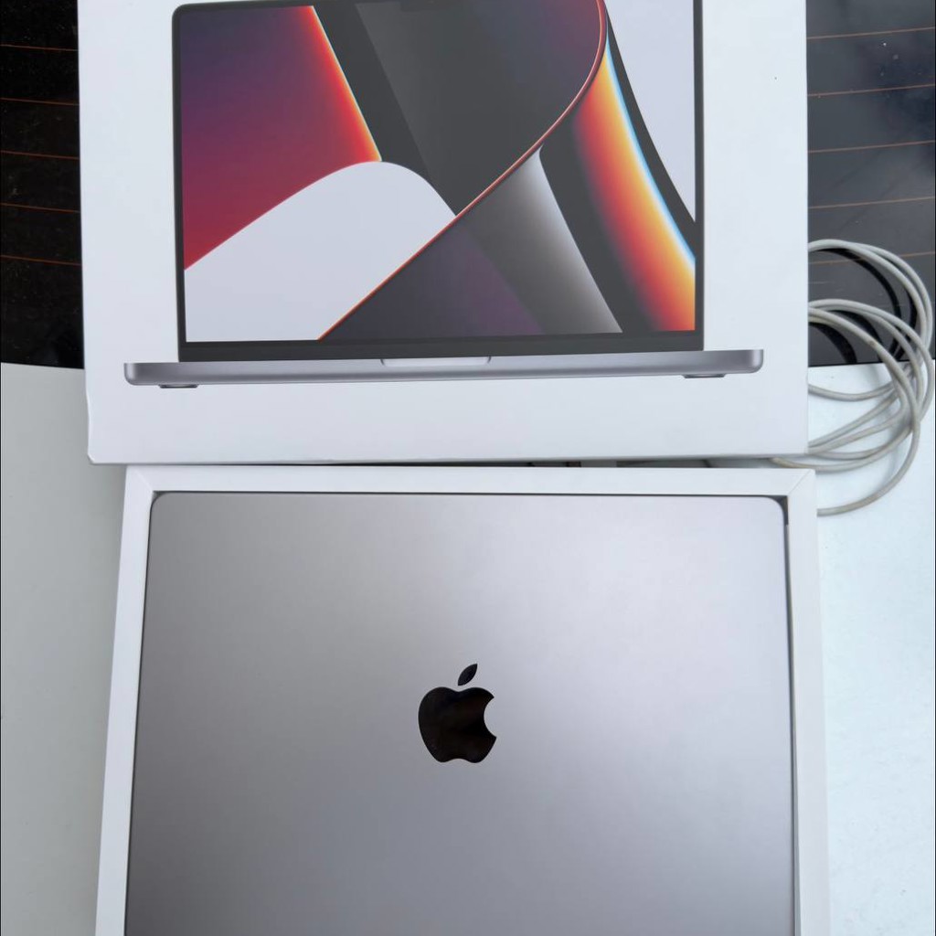 Apple Macbook Pro 14