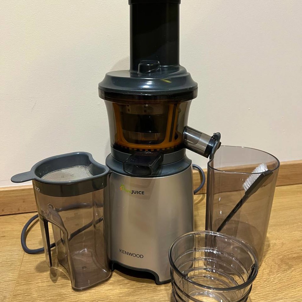 Шнековая соковыжималка Kenwood JMP 601SI