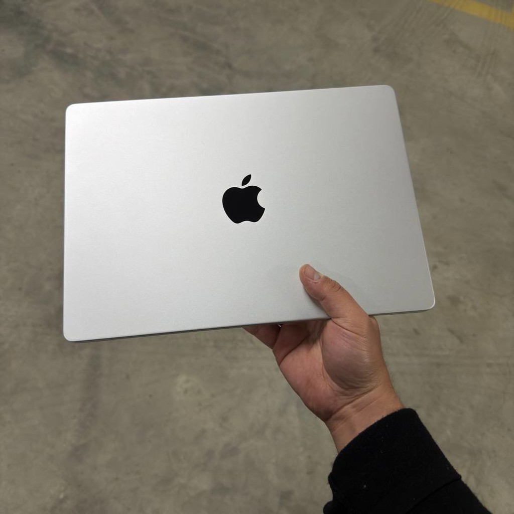 Apple Macbook Pro M1
