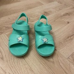 Черные зимние ботинки - фото 1