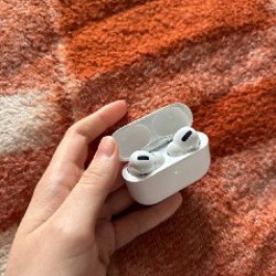 Apple AirPods Pro (1 Gen) - фото 3