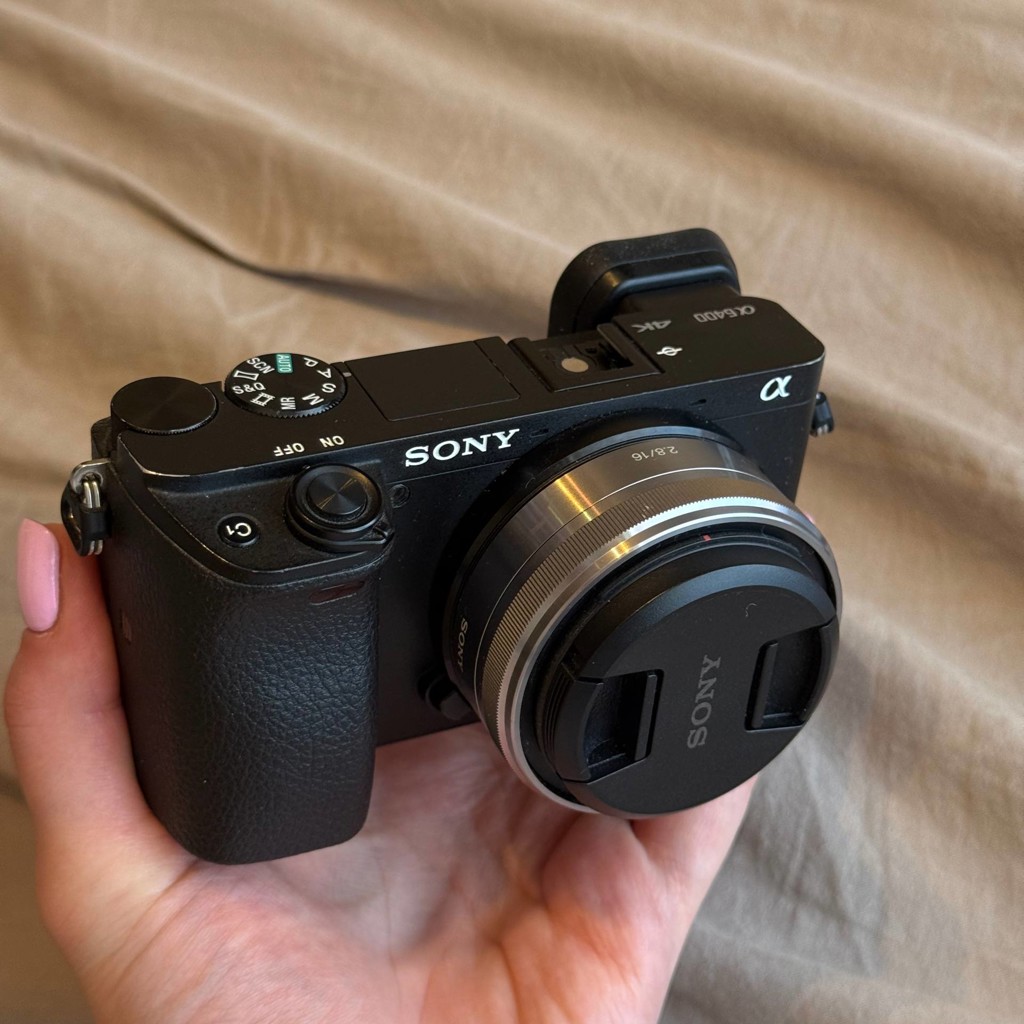 Sony a6400