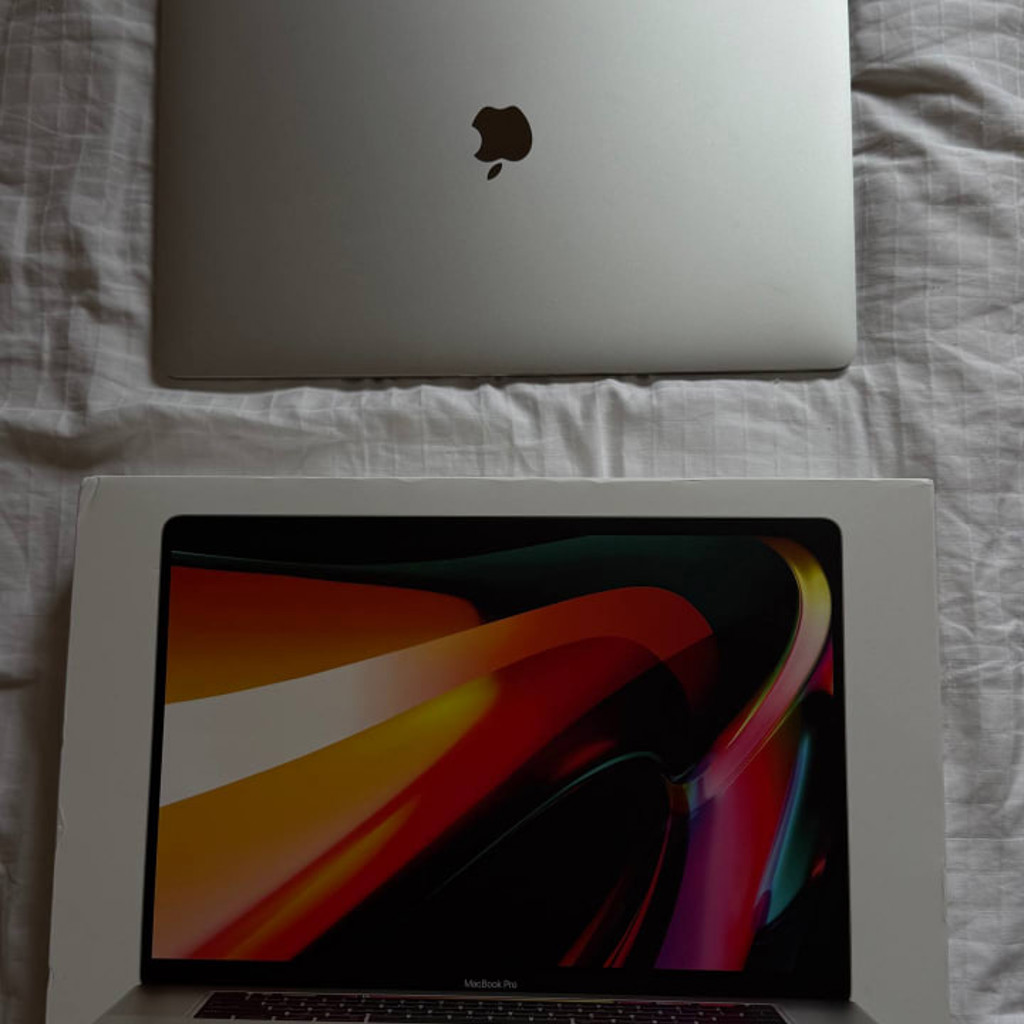 MacBook Pro 16” (2019)