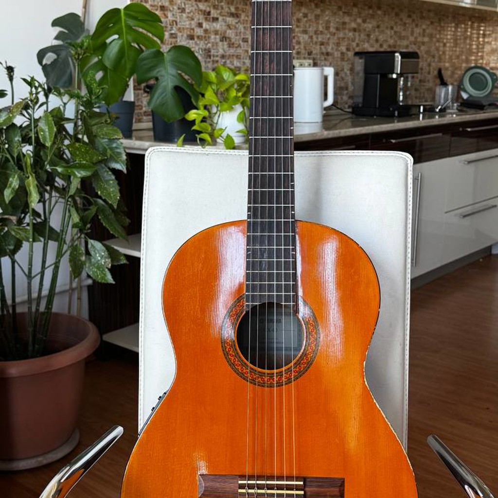 Гитара Yamaha CX40