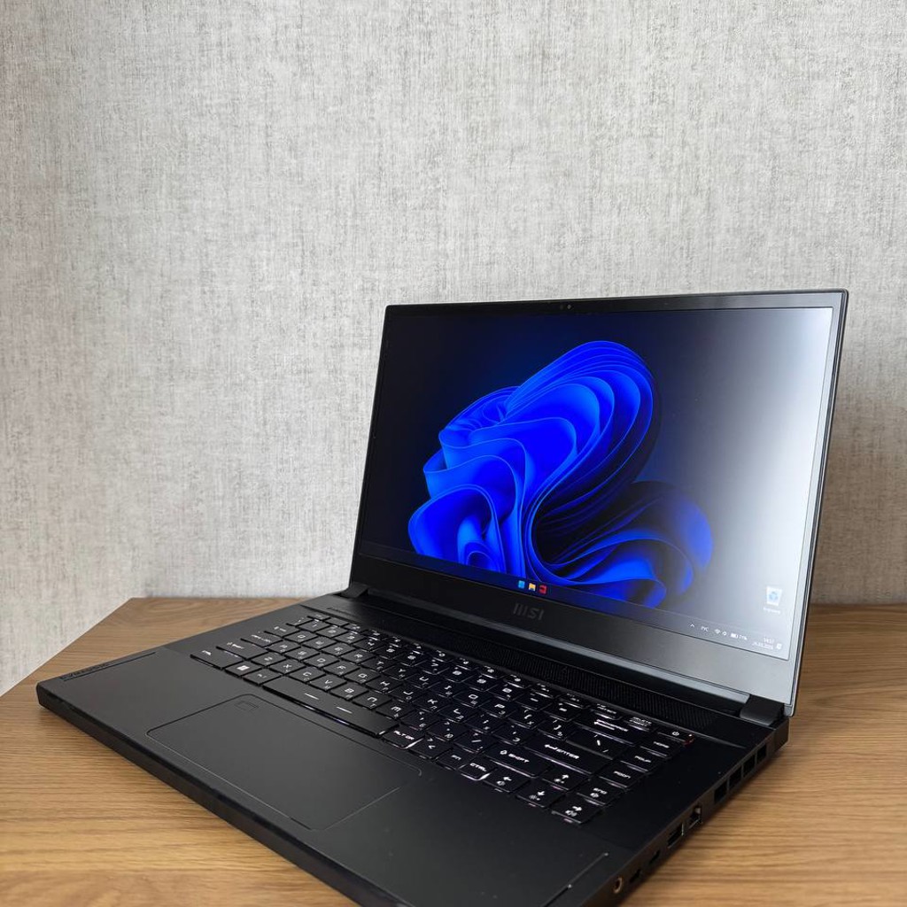 Ноутбук MSI Stealth GS66 12UGS