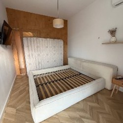 Кровать с матрасом - фото 1