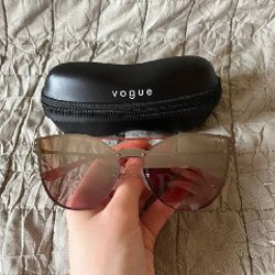 Зеркальные розовые очки Vogue - фото 5