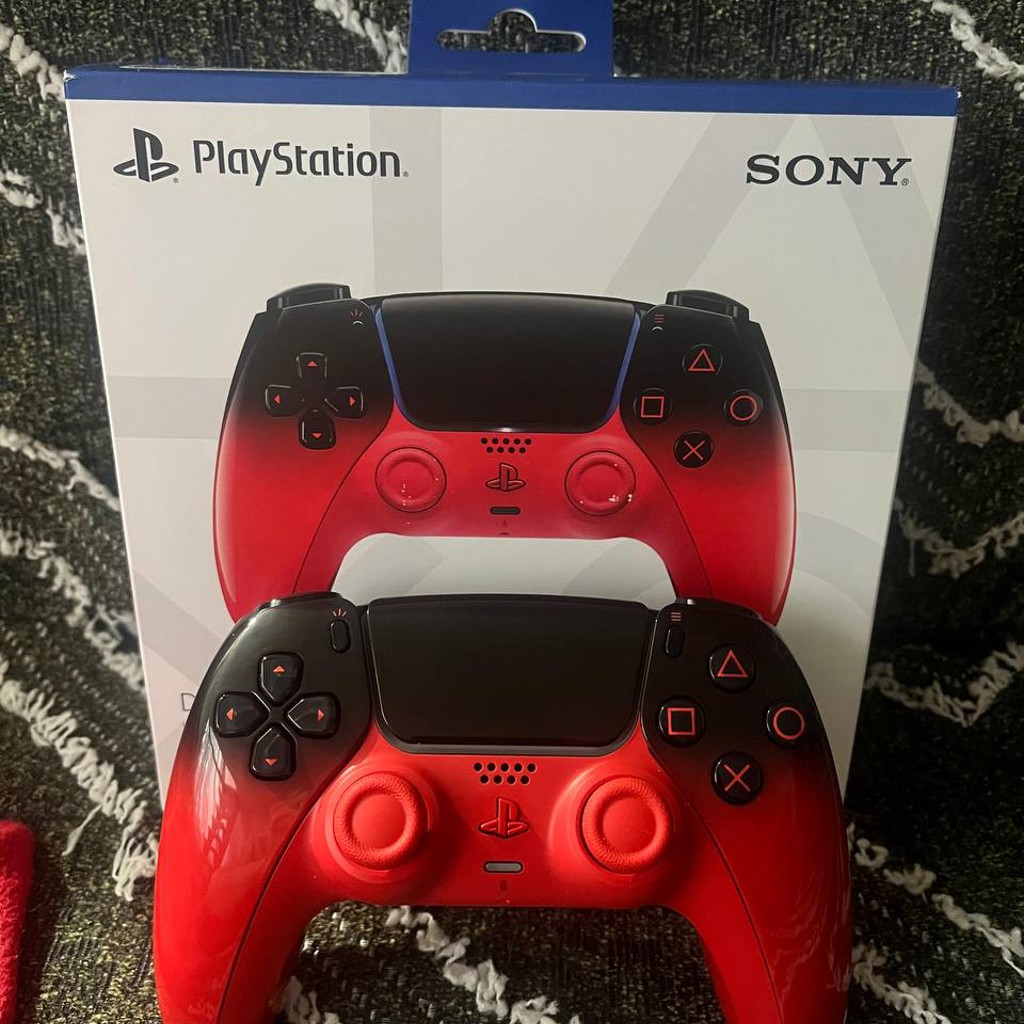 Dualsense techno red