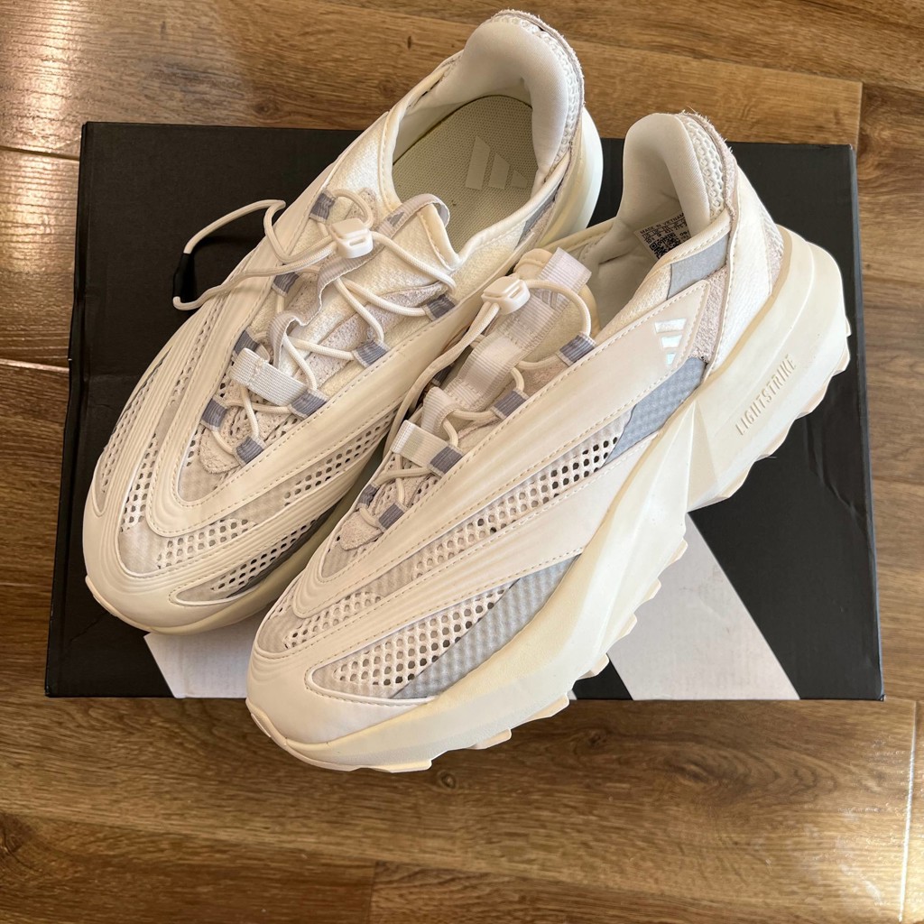 Кроссовки Adidas Lightblaze Vista