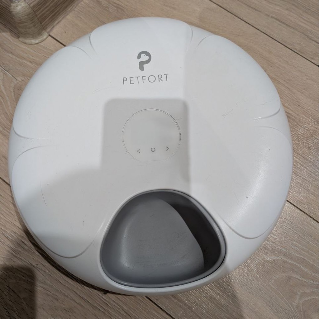 Автоматическая кормушка PetFort