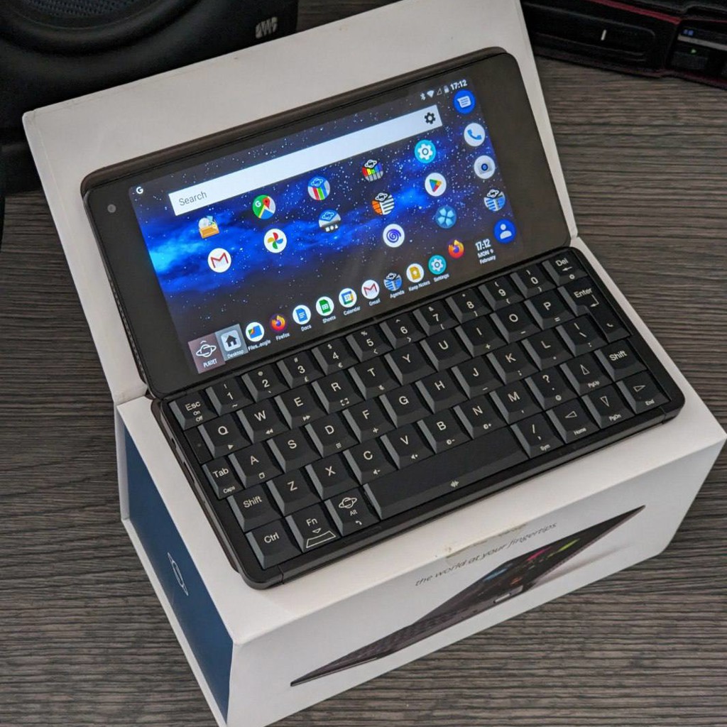 Planet Computers Gemini PDA 4G
