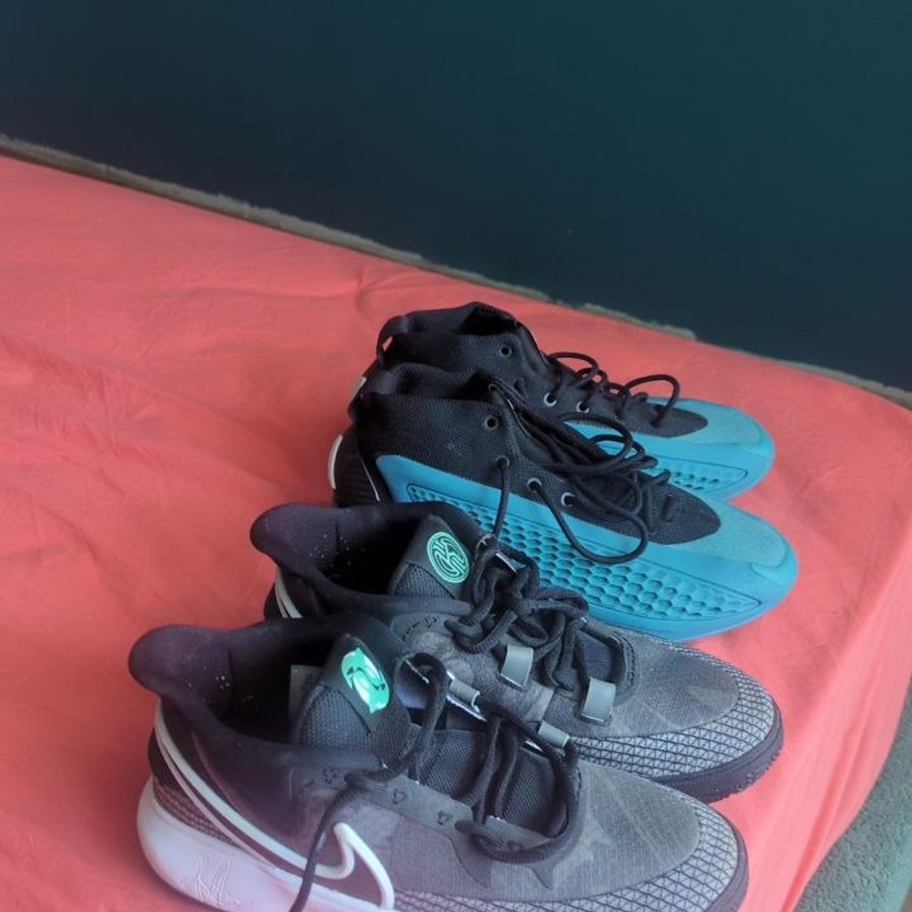 Кроссовки Nike