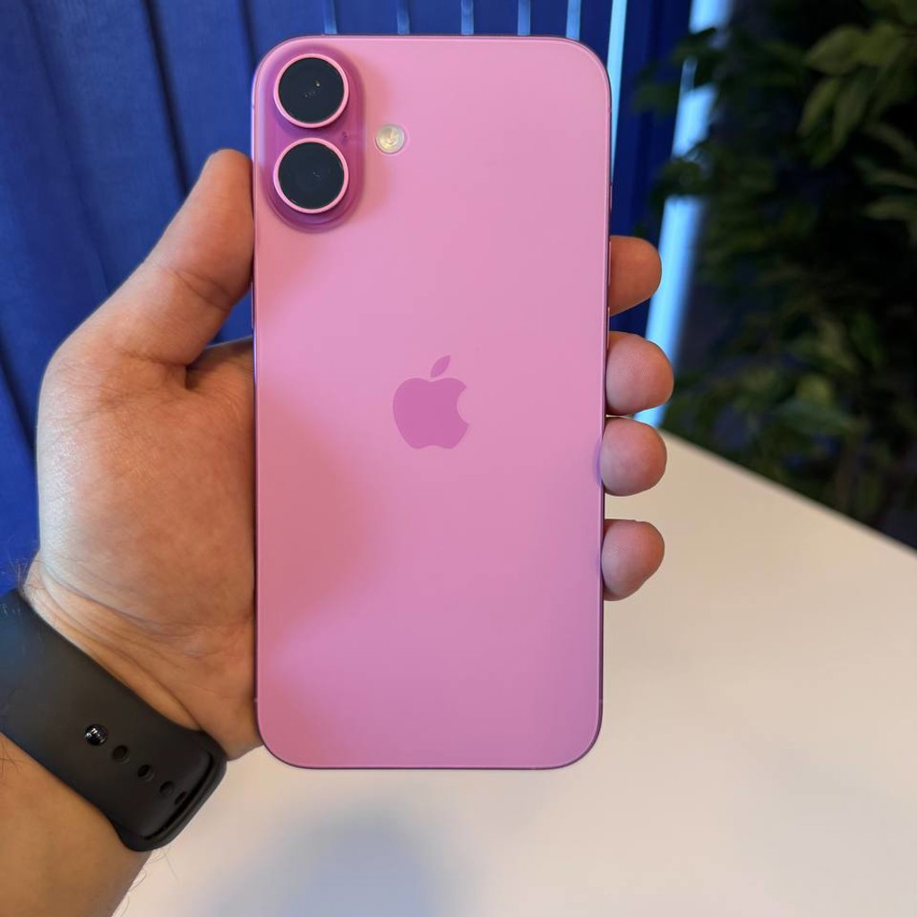 IPhone 16 Plus Pink