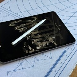 IPad Pro M2 (2022) 11” Wi-Fi 256 ГБ - фото 4