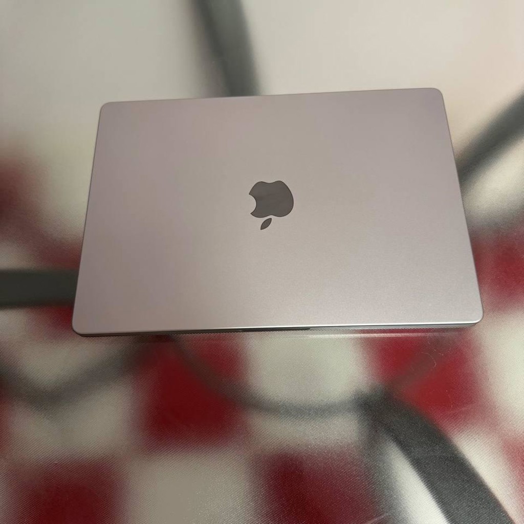 MacBook Pro 14” 2023