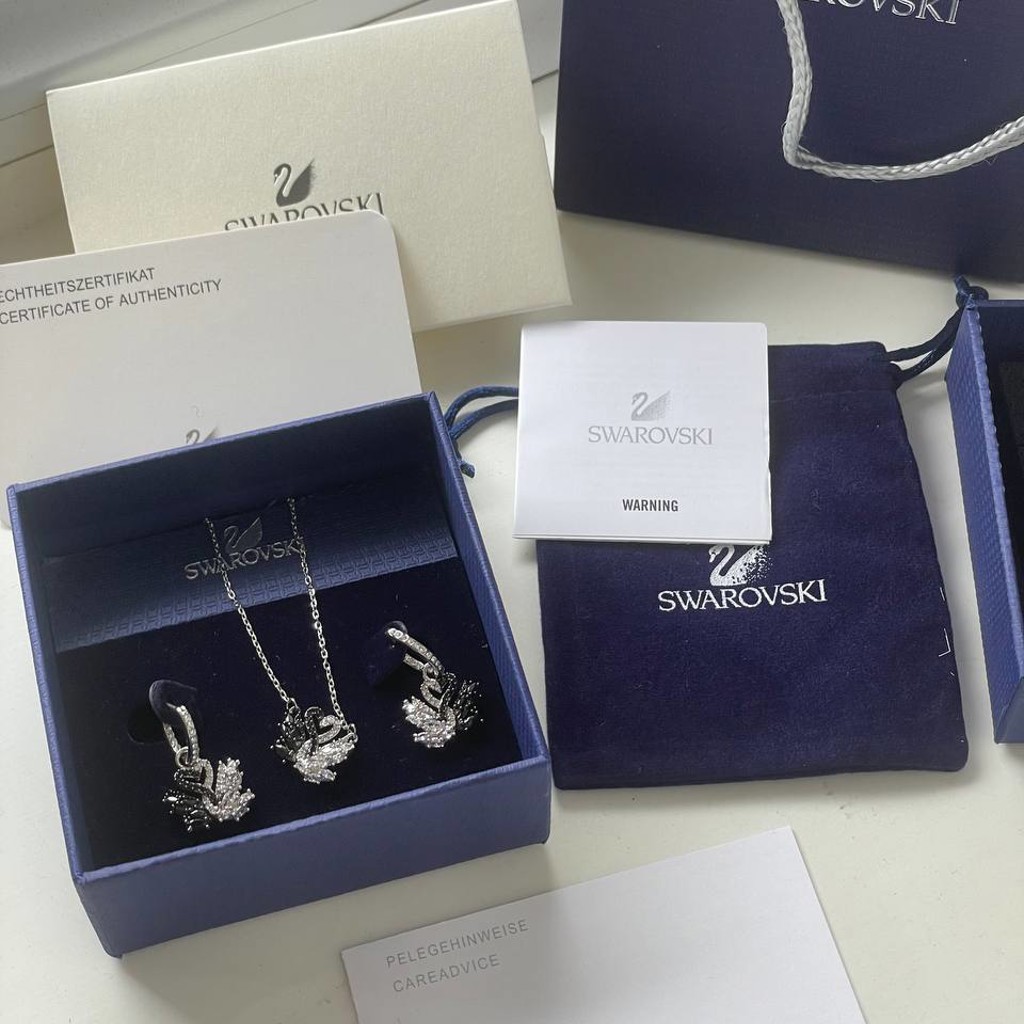 Серьги и кулон Swarovski