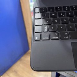 Клавиатура-чехол Apple Magic Keyboard - фото 4