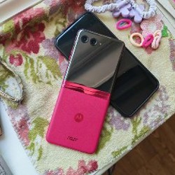 Motorola RAZR 40 Ultra - фото 5
