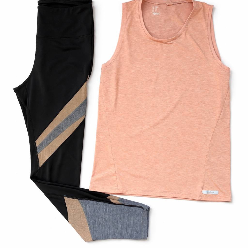 Комплект: майка Decathlon + леггинсы H&M Sport