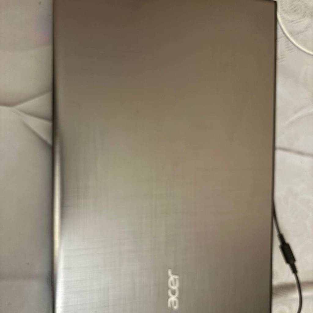 Ноутбук Acer E15
