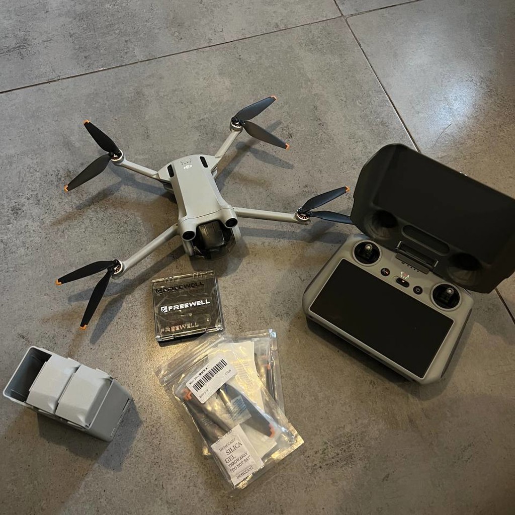 Квадрокоптер дрон DJI mini 3 pro