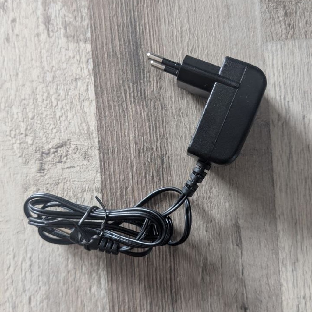Сетевой адаптер 12V