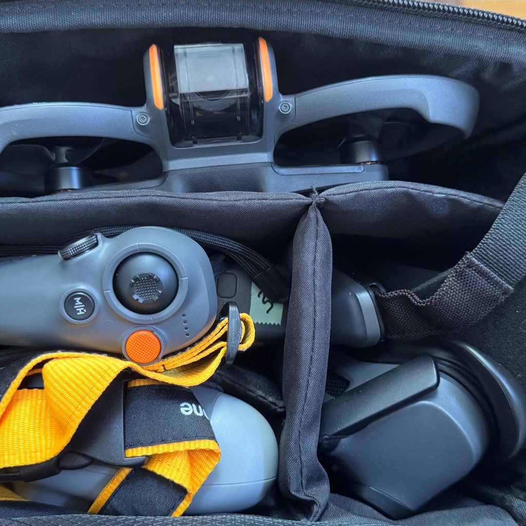 Квадрокоптер DJI Avata 2 Fly More Combo