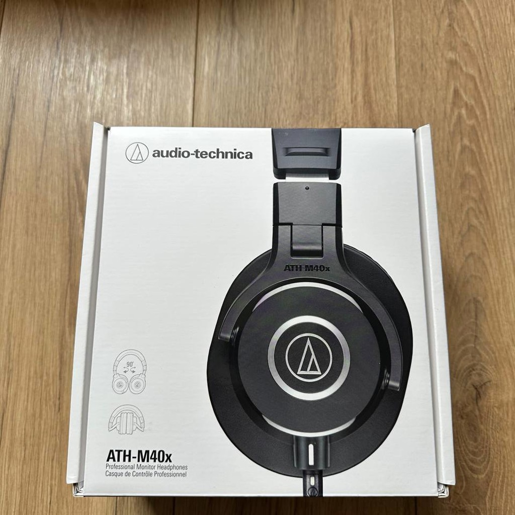 Наушники Audio-technica ath-m40x