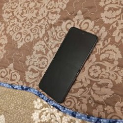 Samsung Galaxy Flip 4 - фото 5