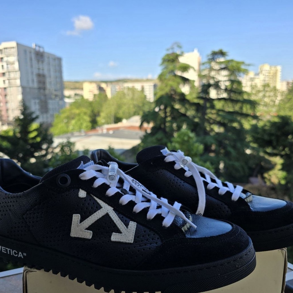 Кроссовки Off-White