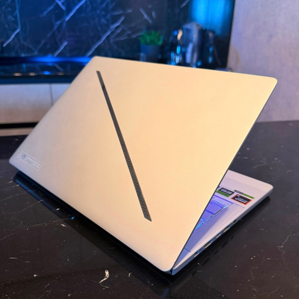 ASUS ROG Zephyrus G14