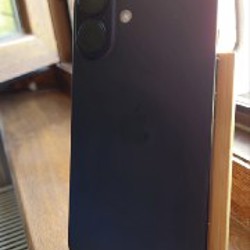 IPhone 16 - фото 5